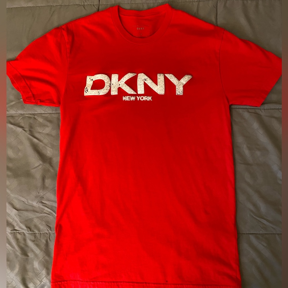 Men’s DKNY T-Shirt (S)